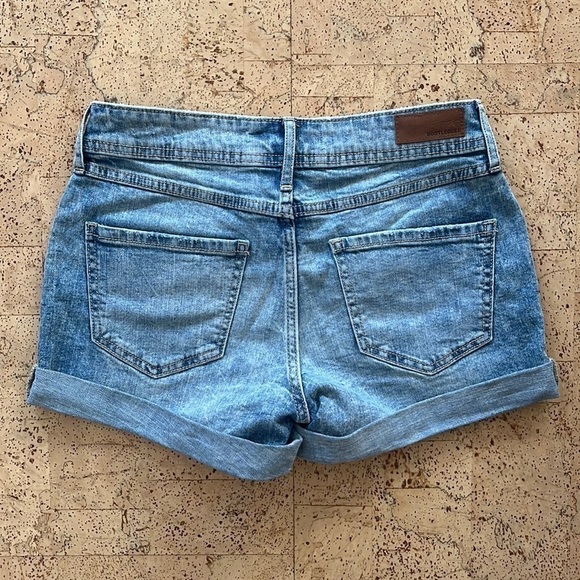 Bootlegger Light Blue Distressed Acid Wash Jean Shorts - Picture 4 of 9